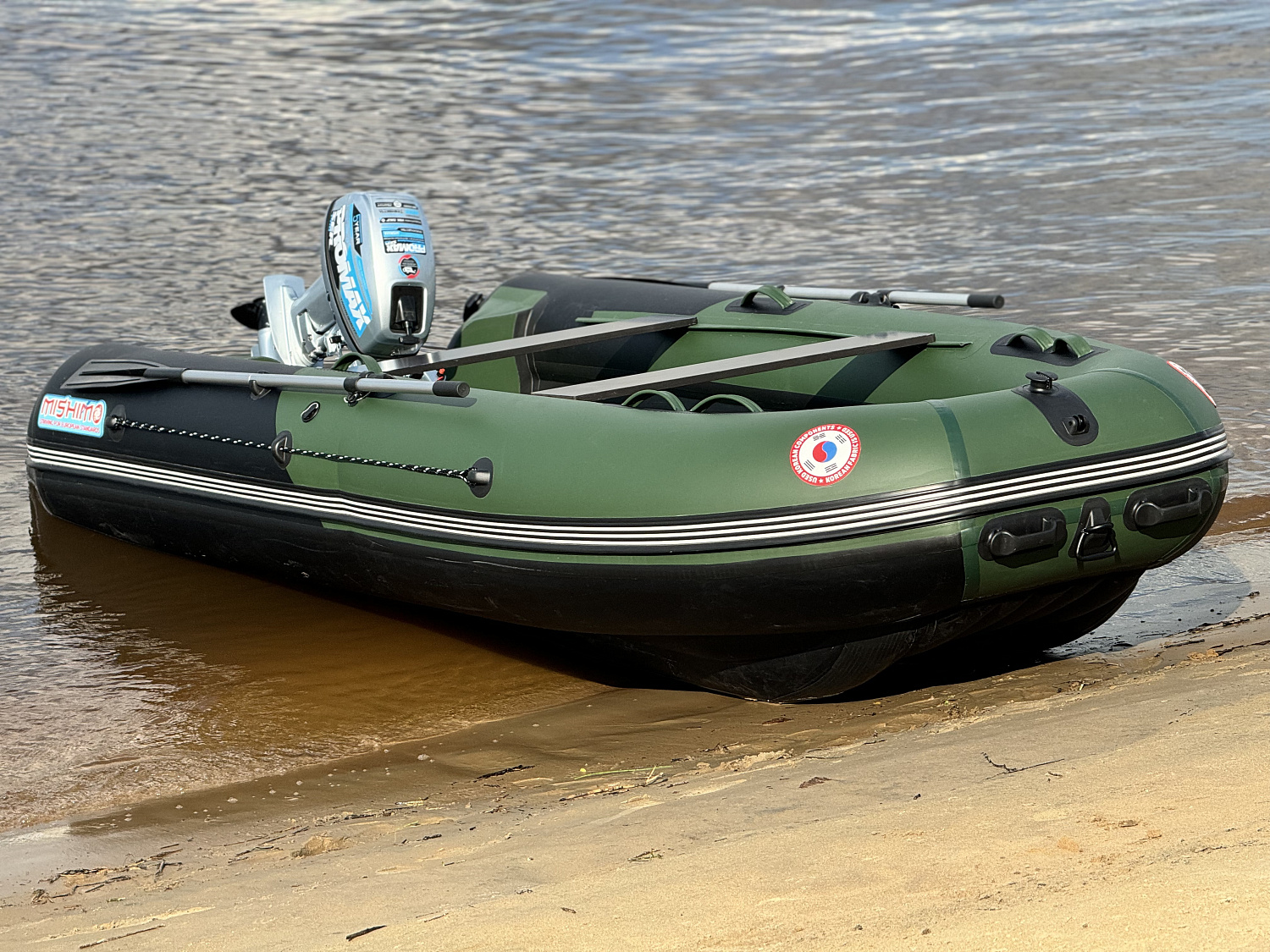 Лодка MISHIMO BIG FLOOR 440 в Пскове